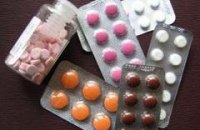 Украинцы обеспокоены подорожанием лекарств и их подделкой - опрос