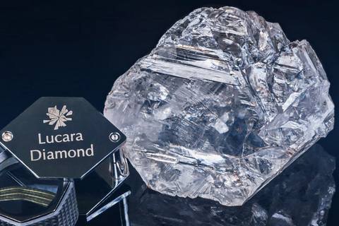 Найдорожчий алмаз у світі продали за $63 млн