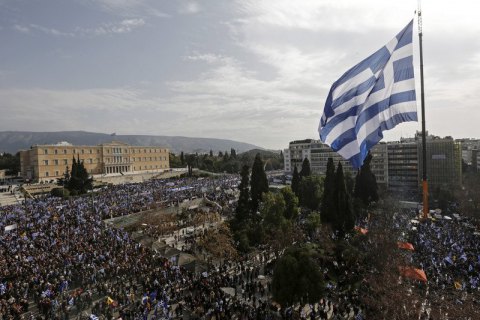 Более 40% жителей Македонии согласны на изменение названия страны