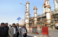 Иран прекратил продажу нефти британским и французским компаниям