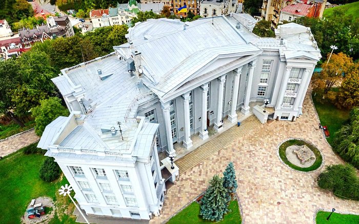 Музей історії України