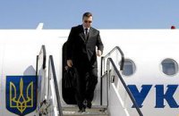 Янукович полетит в Китай тремя самолетами