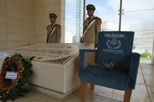 Швейцарских ученых пригласят для эксгумации останков Арафата