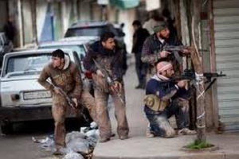 Сирийские повстанцы отбили утраченные в понедельник позиции в Дамаске