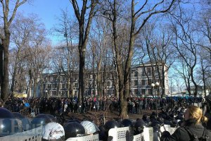 Мітинг на підтримку влади в Маріїнському парку охороняє тисяча міліціонерів