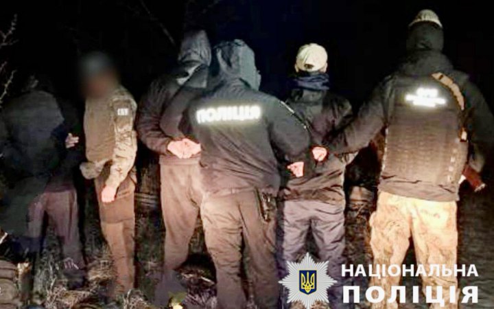 Правоохоронці викрили на Київщині схему ухилення від мобілізації