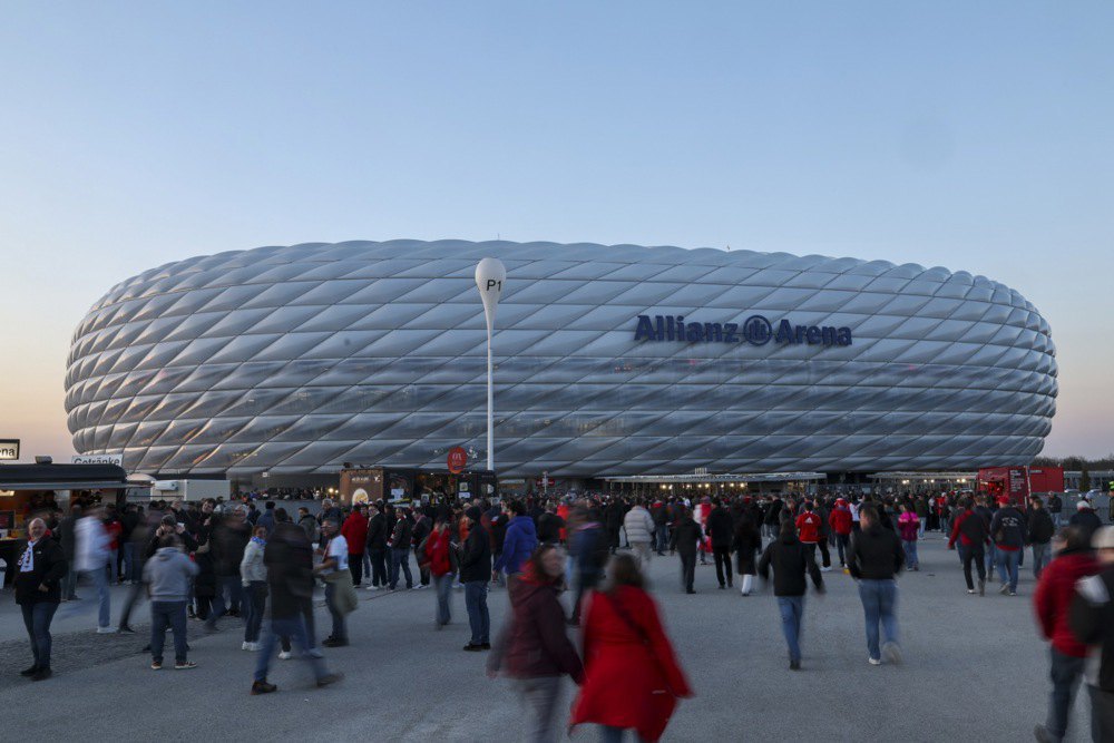 «Альянц Арена» в Мюнхені, Німеччина