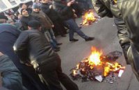 В Харькове подожгли офис "Просвиты" и "Правого сектора"