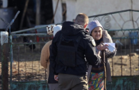 Ще п'ятьох мешканців Харківщини та їх домашніх улюбленців вивезли із зони бойових дій