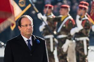 ​Франсуа Олланда освистали на церемонии в память о войне