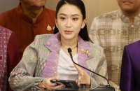 У Таїланді коаліція на межі розпаду після витоку телефонної розмови прем'єр-міністерки