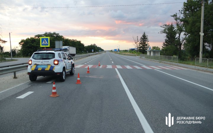 На Львівщині поліцейське авто збило підлітка на пішохідному переході. ДБР відкрило кримінальне провадження