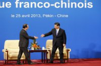​Париж и Пекин подписали контракты на €18 млрд