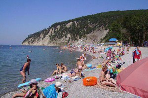 СЭС уверяет, что массового отравления на севастопольском пляже не было 