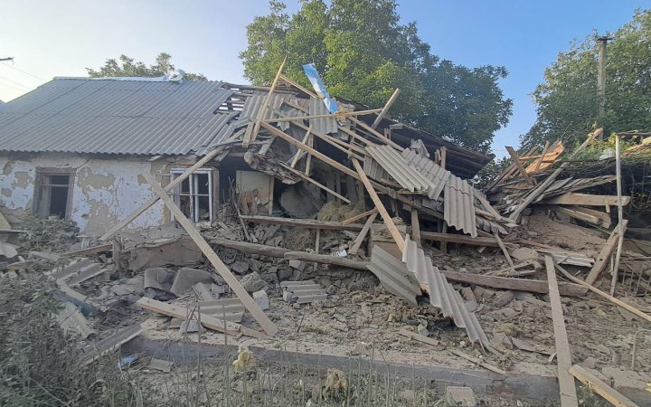 На Дніпропетровщині через російські атаки пошкоджені будинки та підприємство