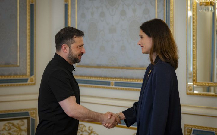 Зеленський: Швейцарія виділяє 5 млрд франків на відбудову України