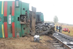 У Криму зійшов з рейок вантажний поїзд
