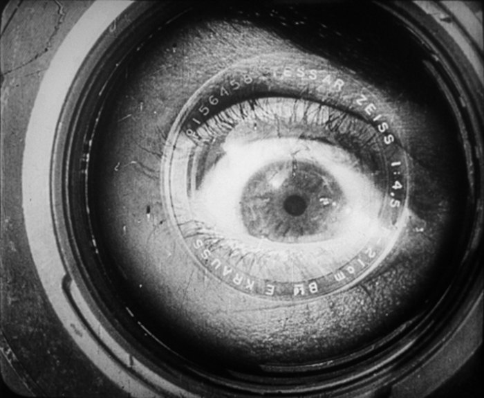 «Кіно-око» з фільму «Людина з кіноапаратом»