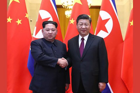 Си Цзиньпин впервые прибыл в Северную Корею
