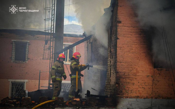 Російські дрони атакували агропідприємство на Чернігівщині