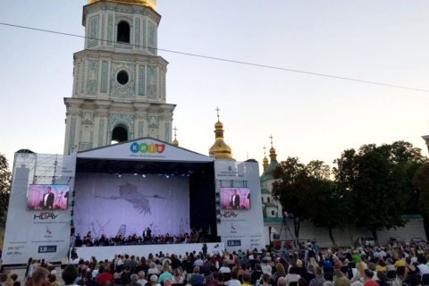 Open-air гранд-концерт "Звезды мировой оперы" на Софийской площади