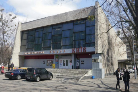 Столичний кінотеатр "Краків" відремонтують за 144 млн, хоча дві фірми пропонували на чверть нижчі ціни