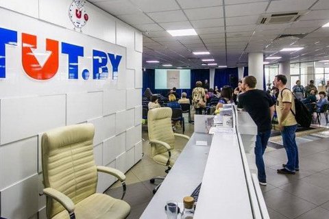 Білоруське опозиційне ЗМІ заявило про нові затримання своїх журналістів (оновлено)