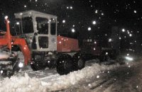 В Тернополе из-за снега затруднено движение 