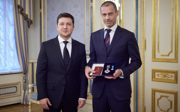 Зеленський поговорив із президентом УЄФА Чеферіном