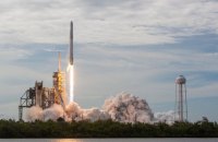 SpaceX запустила в космос очередную партию из 51 спутника для проекта Starlink 