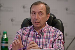 Експерт: лікар у державних установах - кріпак