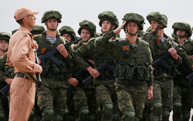 Российские военные на базе в Сирии