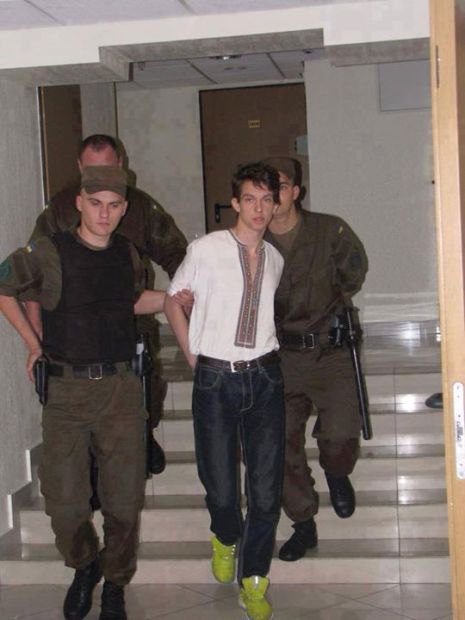 Мнищенко во время задержания