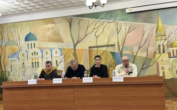 Із України в Литву прибули ще 20 білоруських політвʼязнів, яких відпустив Лукашенко