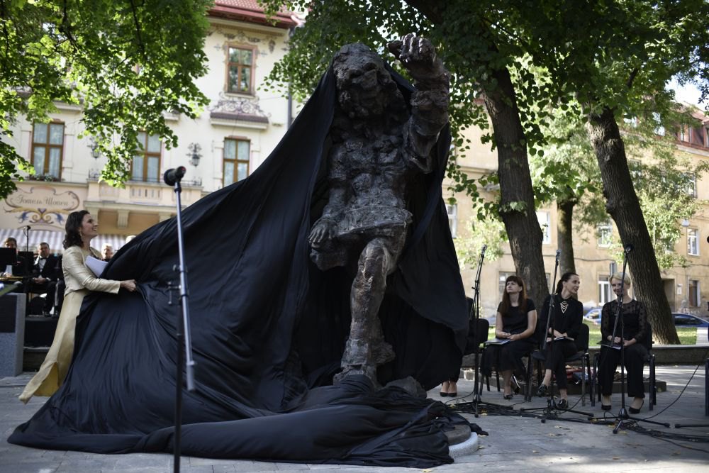 Відкриття пам’ятника Францу Ксав'єру Моцарту у Львові, 26 серпня 2021 р.