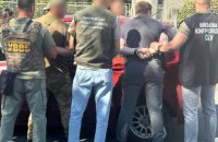 На Буковині викрили співробітників ТЦК, які хотіли переправити ухилянтів до Румунії