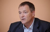 ​Власть не будет менять закон о выборах, - Колесниченко