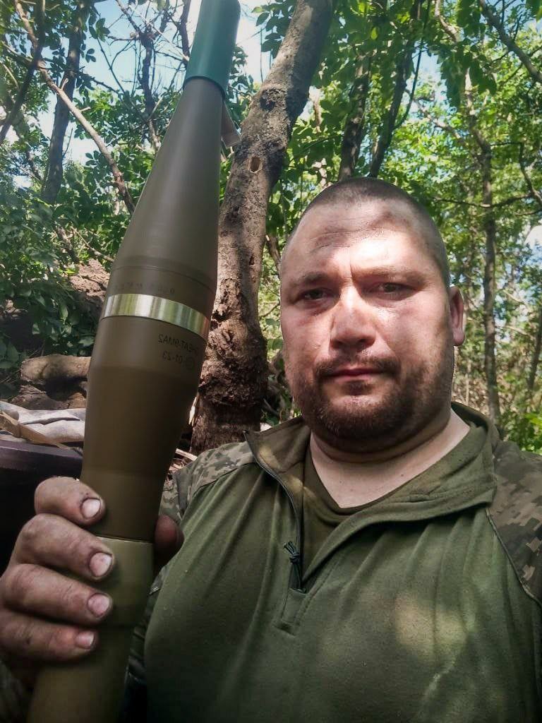 Євген Сєрков на фронті 