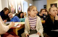 Польські школи готові прийняти 200-300 тисяч дітей з України, – міністр освіти