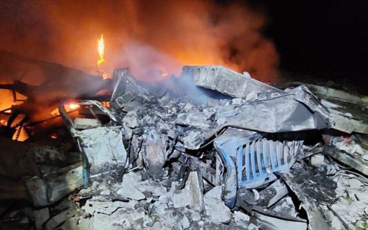 Росіяни обстріляли цивільну інфраструктуру у Кривому Розі (оновлено)