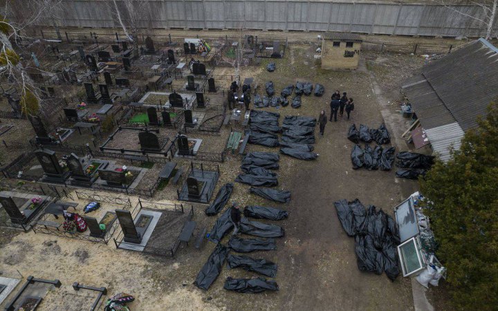 ГСЧС призывает украинцев воздержаться от посещения мест захоронений в поминальные дни