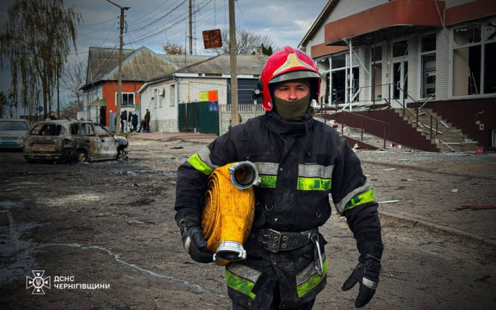 Головне за ніч та ранок вівторка, 21 квітня: понад 170 боєзіткнень, ворожі атаки на Суми і Харків