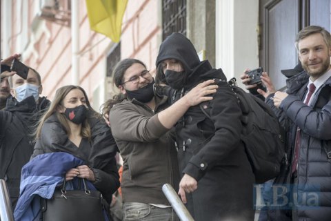 Участника митинга под ОПУ Сорда суд оштрафовал за присвоение ордена Богдана Хмельницкого