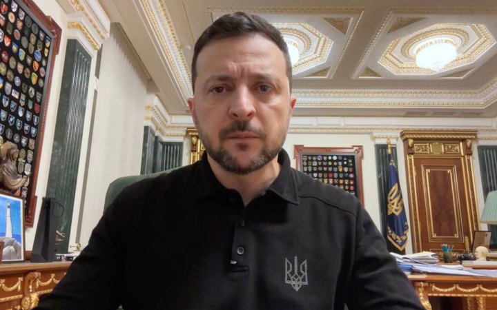 Зеленський розкритикував "постійні" закордонні відрядження депутатів