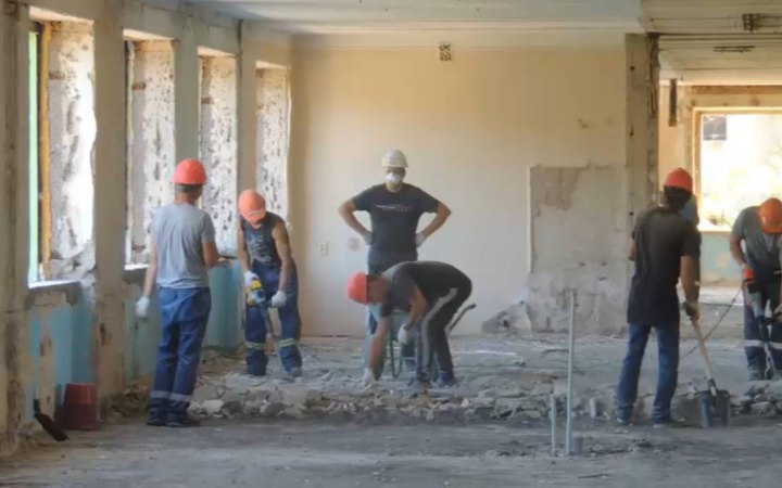 У Маріуполі окупанти не платять зарплату завезеним будівельникам з РФ