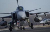 Швеція готова надати Україні свої винищувачі Gripen, але після вступу до НАТО