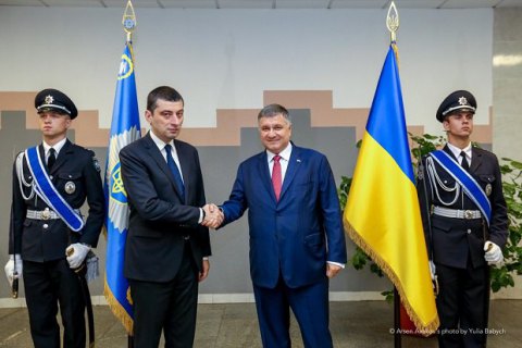 Україна і Грузія домовилися разом боротися з "злодіями в законі" і наркозлочинністю
