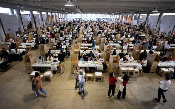 Колумбія проводить праймеріз, які вплинуть на вибори президента у травні