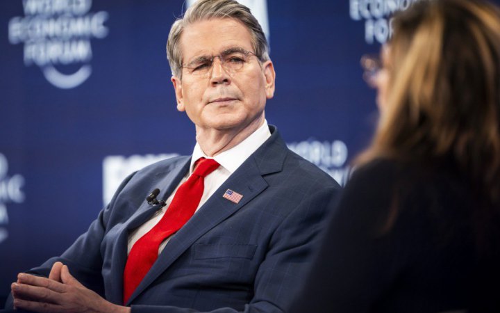 Керівник Мінфіну США пояснив, чому Штати послабили санкції проти Росії 