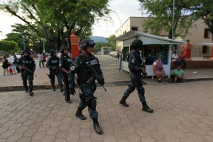 ​В Мексике преступная группировка расстреляла 15 полицейских